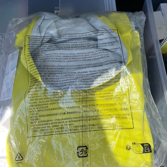 Arcteryx GAMMA HEAVYWEIGHT HOODY
WOMEN'S - Picture 3 of 5